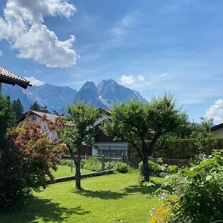 Haus Mit Wunderschoenem Ausblick Und Garten 加爾米施-帕滕基興 外观 照片