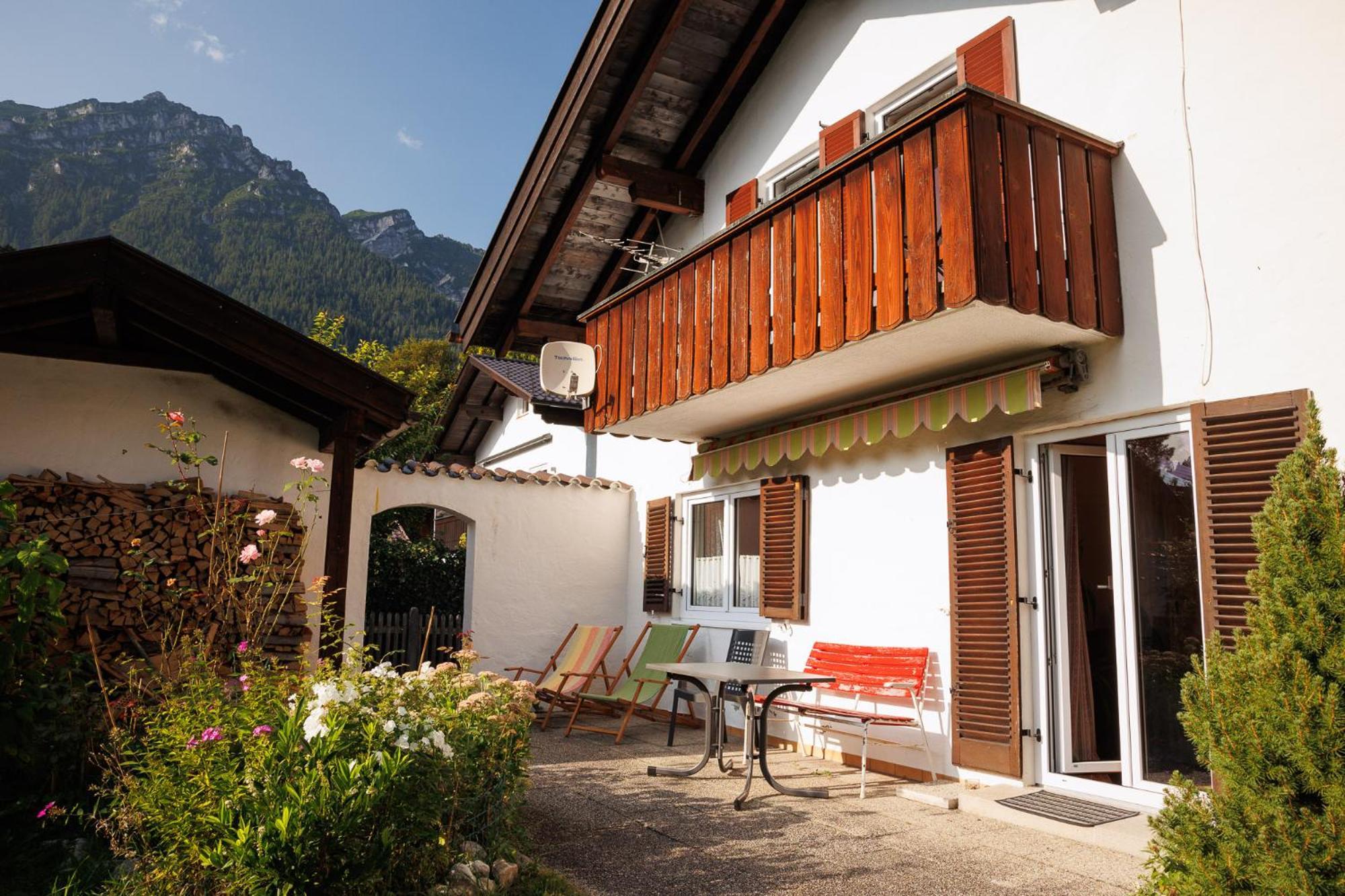 Haus Mit Wunderschoenem Ausblick Und Garten 加爾米施-帕滕基興 外观 照片