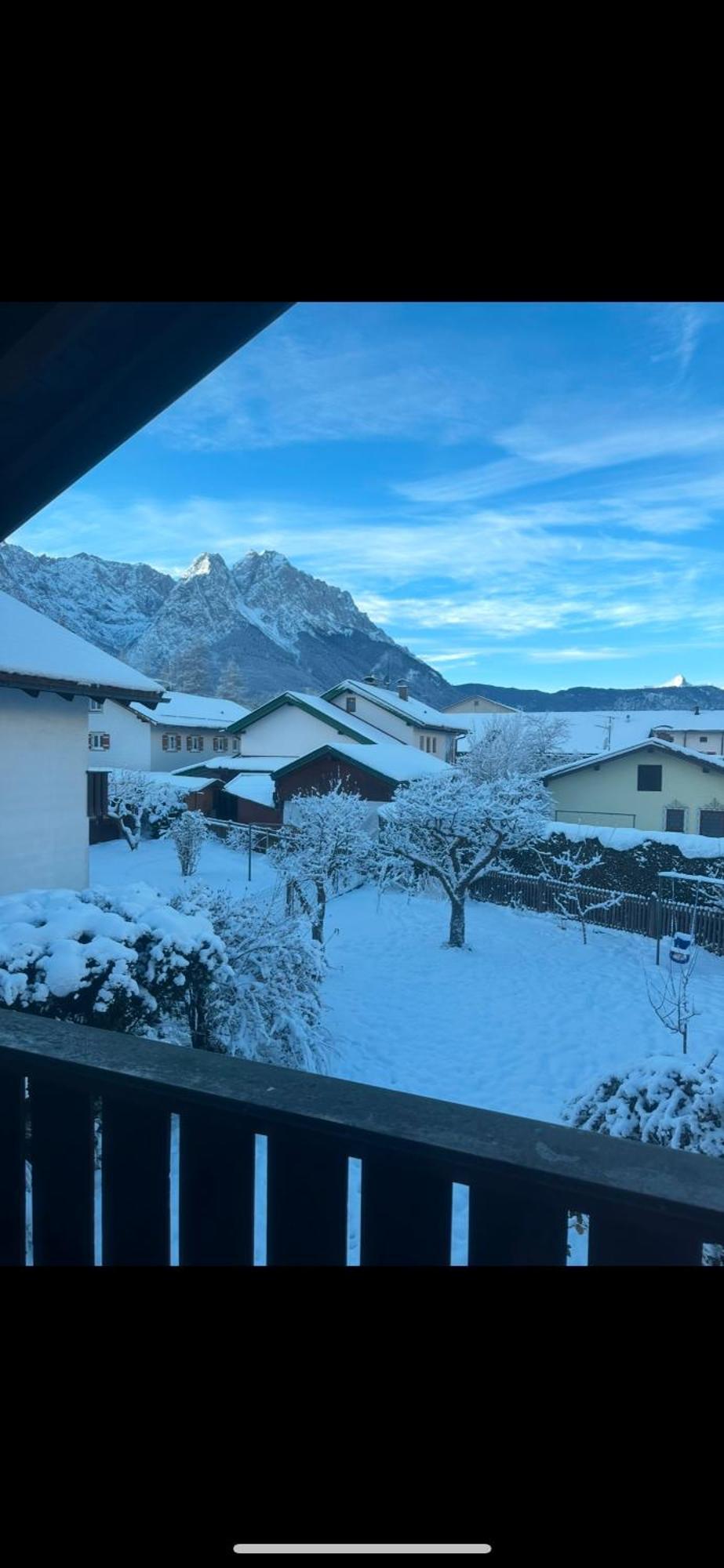 Haus Mit Wunderschoenem Ausblick Und Garten 加爾米施-帕滕基興 外观 照片